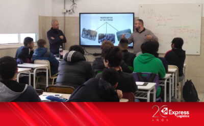 BRINDAMOS CHARLAS SOBRE SEGURIDAD VIAL EN LA ESCUELA TÉCNICA N° 35 ¨ING. E. LATZINA¨